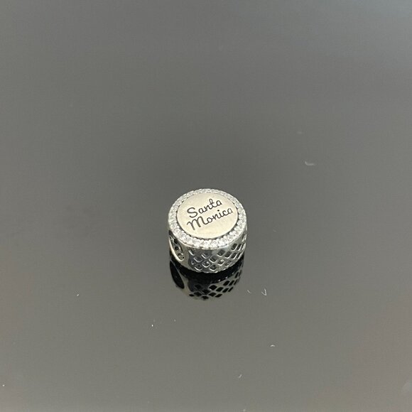 Pandora Santa Monica Beach charm - Picture 4 of 5